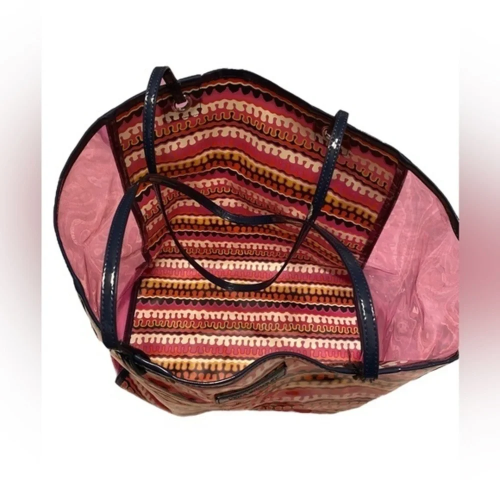 Vera Bradley pink multicolored beach bag tote, navy straps. Clear
